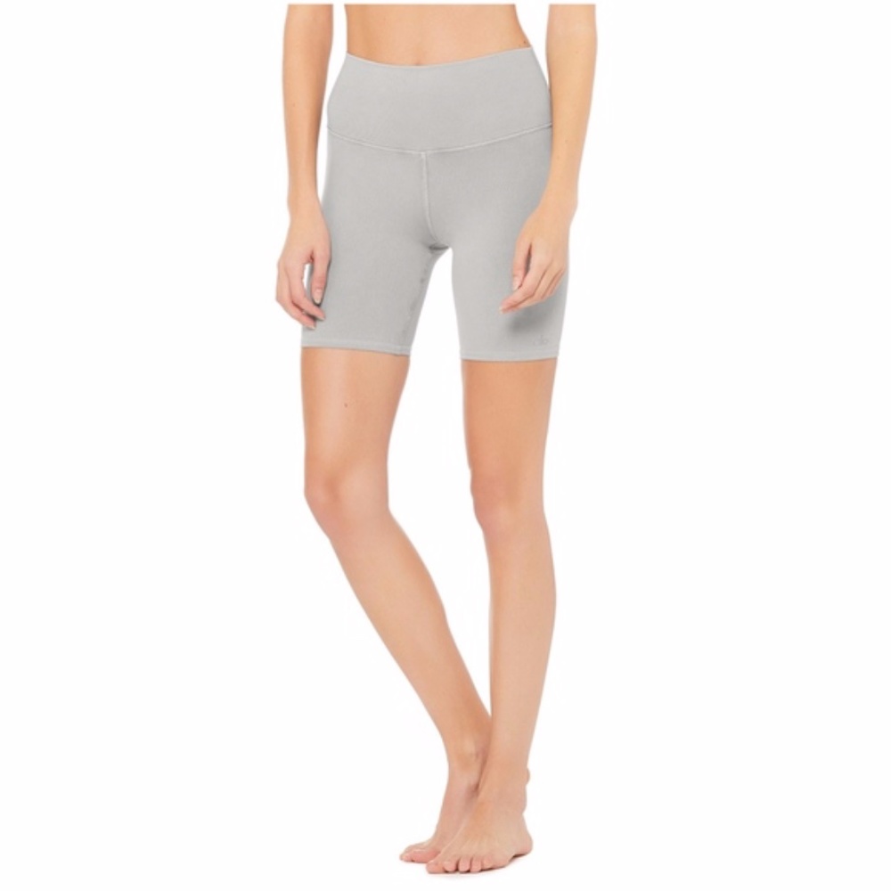 NWOT Alo Yoga High Waist Biker Shorts
